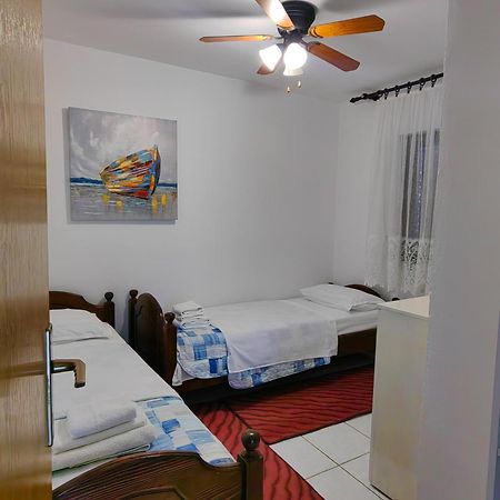 维尔Holiday House Tara别墅 外观 照片