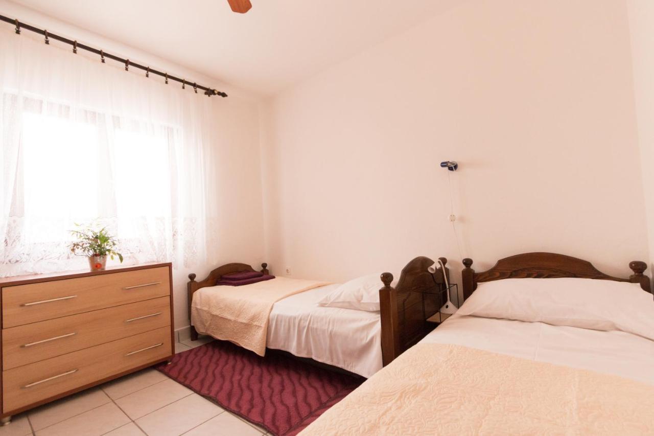 维尔Holiday House Tara别墅 外观 照片